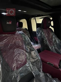 تۆیۆتا لاند کروزەر